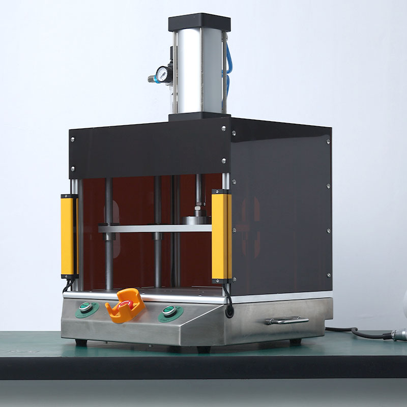 BucharestAir tightness test fixture